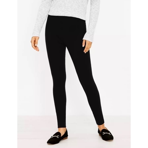 LOFT Pants - NWT LOFT Petite Seamed Ponte Leggings